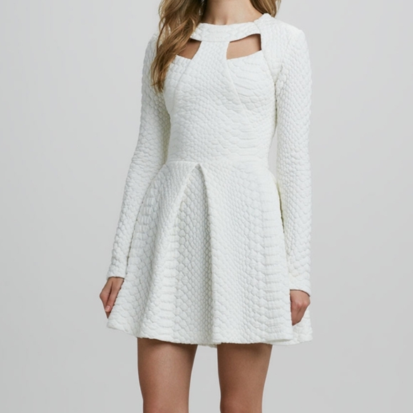 $620 Alexis Narelle python structured dress - Picture 3 of 5